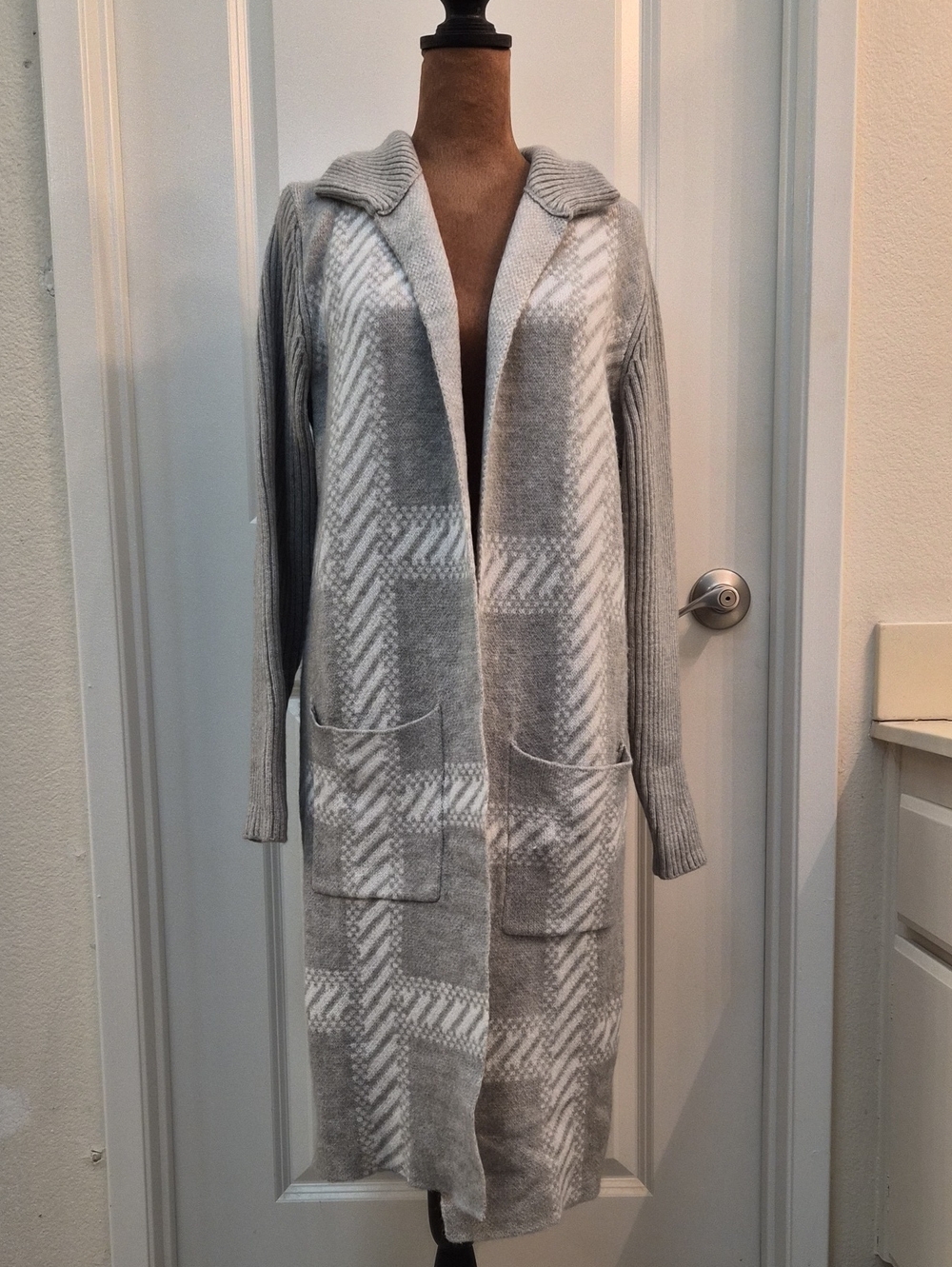 Joseph Light Gray Plaid Open-Front Long Cardigan
